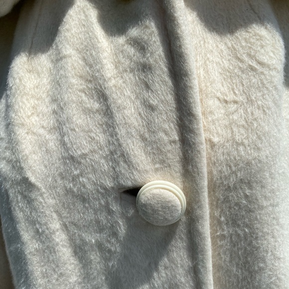 Vintage 1960s Gus Meyer Beige Wool Coat Honey Furry Collar 3/4 Sleeves L - Picture 13 of 16